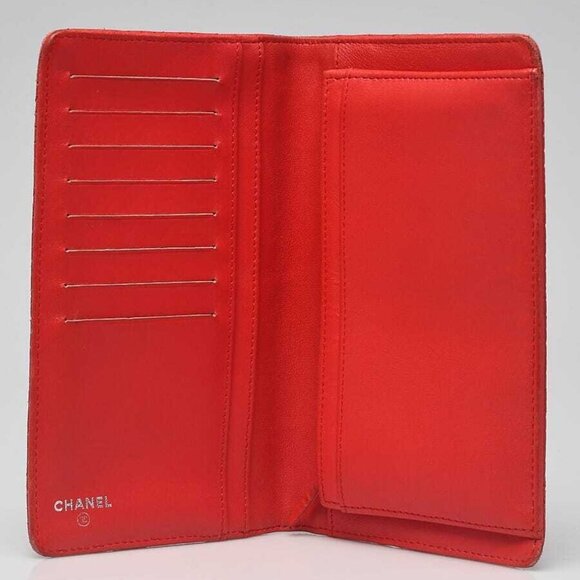 Chanel Red Perforated Lambskin Leather L Yen Wallet - Picture 10 of 10